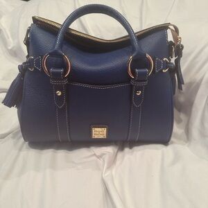 Dooney & Bourke Pebble-grain satchel